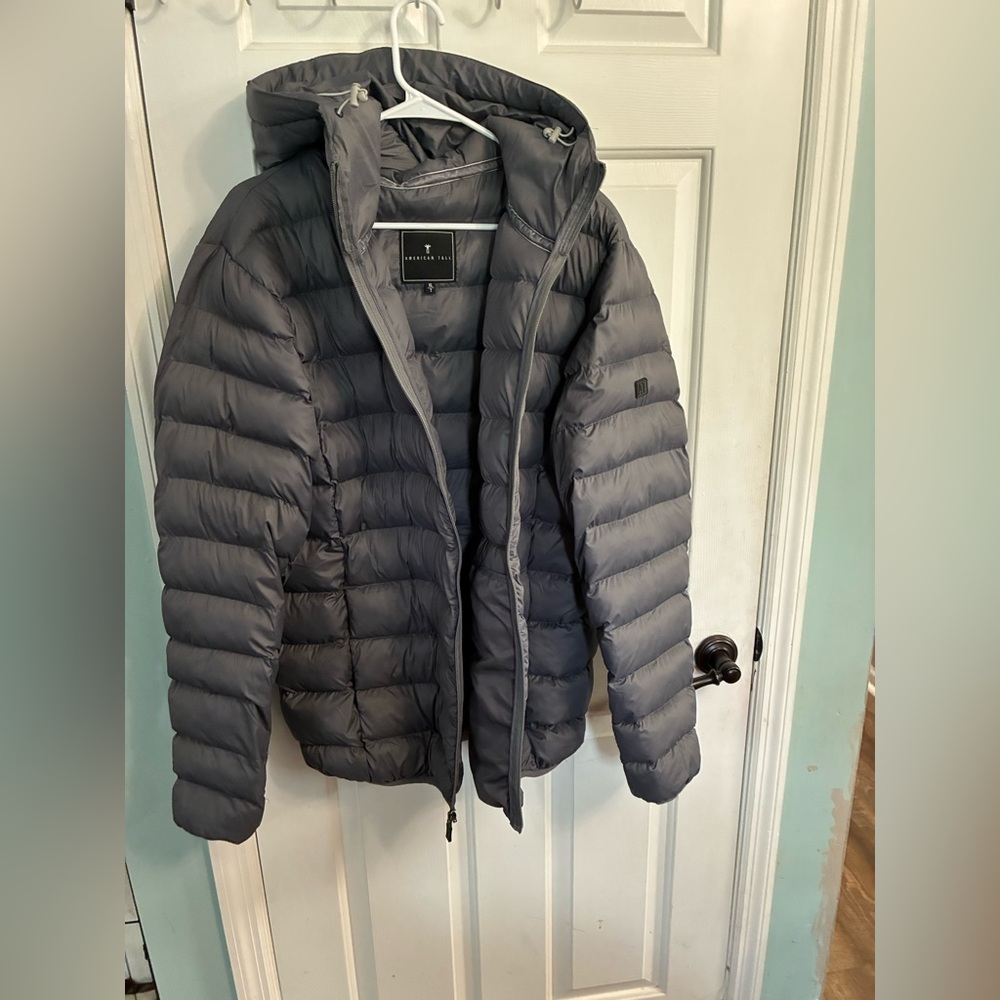 XLT. TALL. Men's Hooded Quilted Puffer Jacket in Charcoal